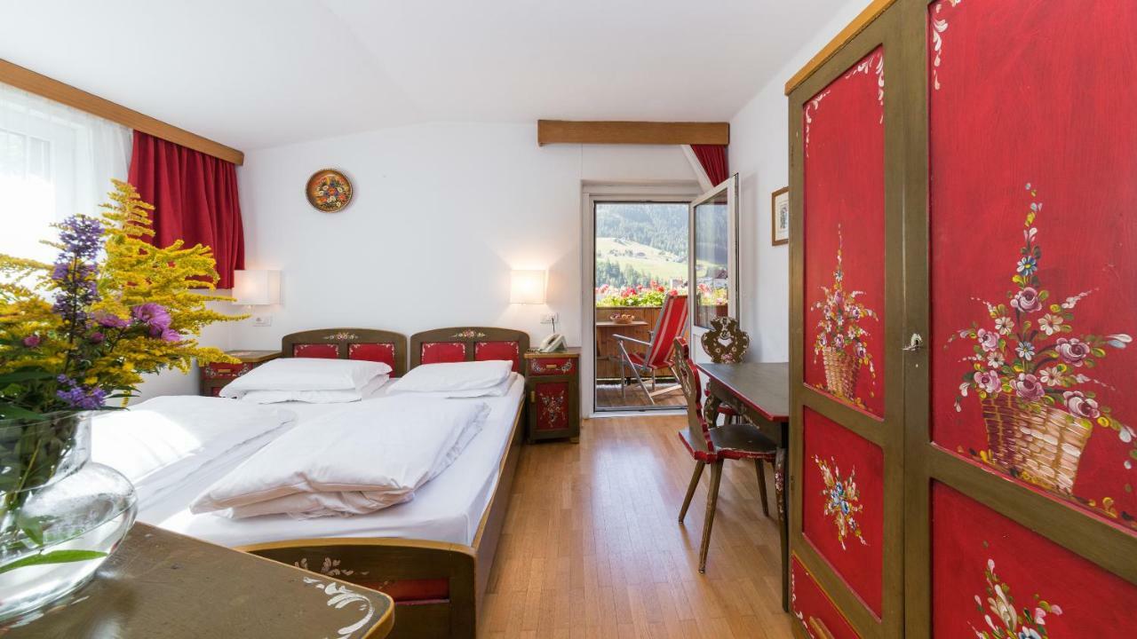 Appartchalet La Rondula Ortisei Esterno foto